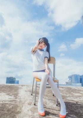 女生张开腿让男生桶小说_超清高清在线观看