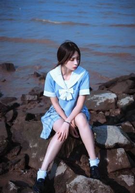 女女(高H)小说_国产剧手机在线看